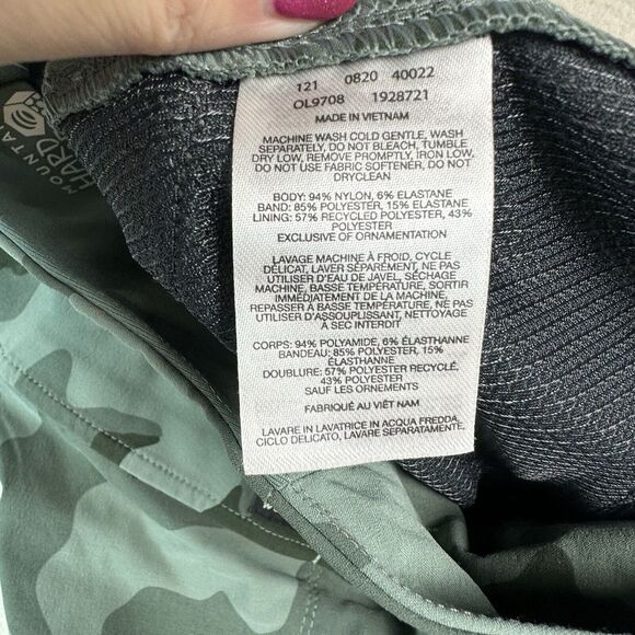 Mountain Hardwear Shorts Womens Large Green Camo DYNAMA 2 Shorts Stretch Pull On - Picture 8 of 10